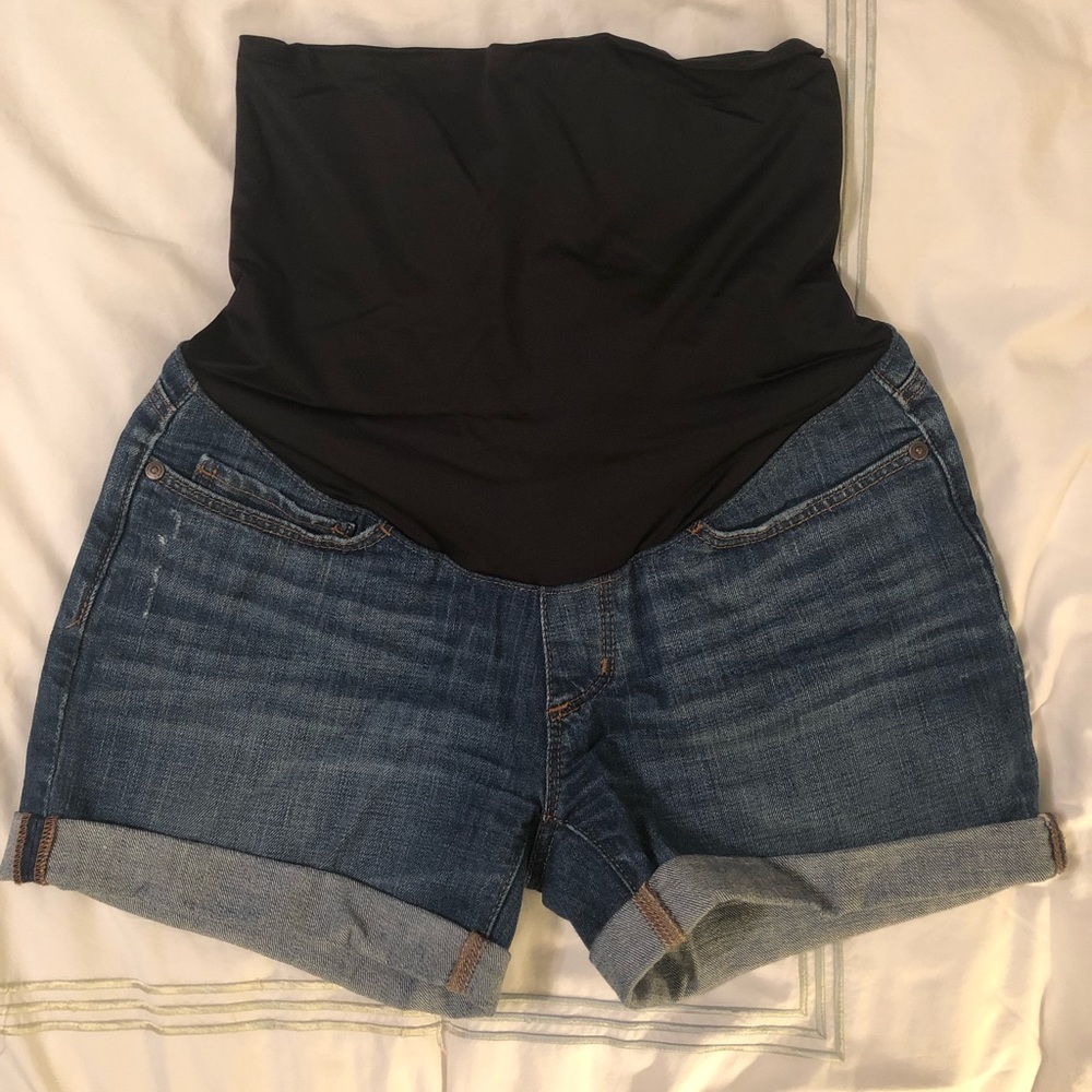 LOFT Maternity Full Panel Jean Shorts, Size 0